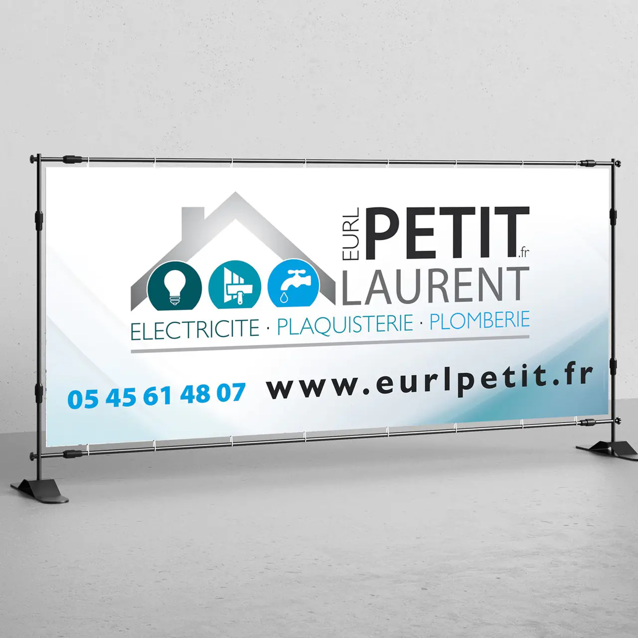 Ets Petit Laurent : bâche réalisé par l’agence Centaure